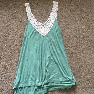 CUTE FLOWY TANK TOP